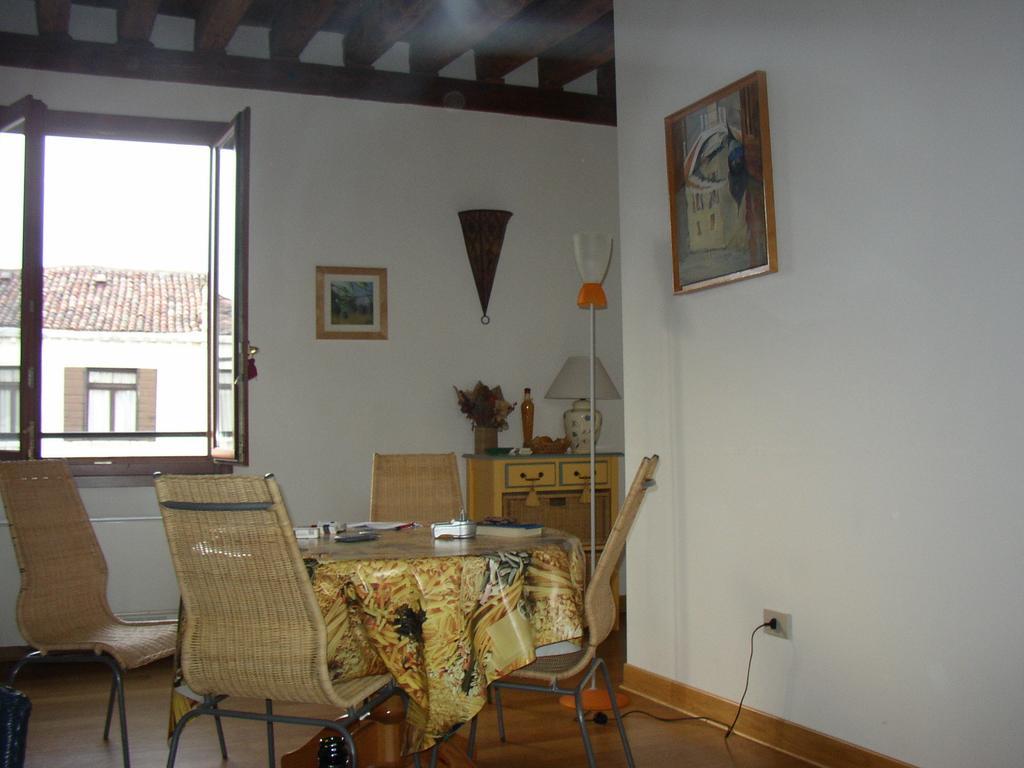 Palazzo Celsi Apartment Venice Room photo